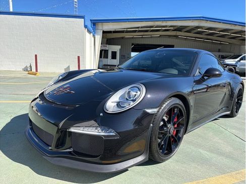 Used 2014 Porsche 911 GT3 image 2