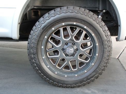 Used 2017 Ford F150 Lariat image 45