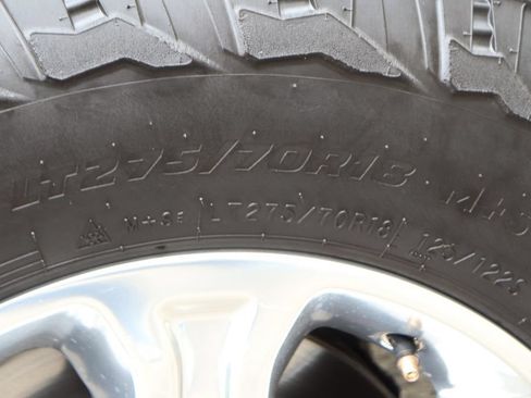 Used 2024 RAM 2500 Big Horn AWD/4WD image 38