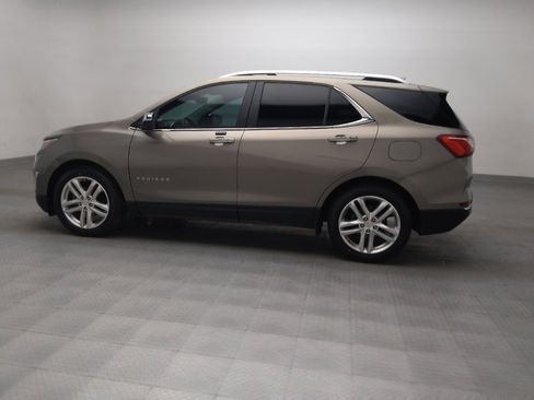 Used 2018 Chevrolet Equinox Premier FWD image 3