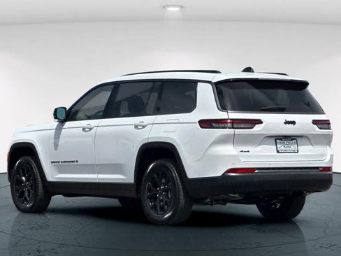 New 2026 Jeep Grand Cherokee L 4WD image 8