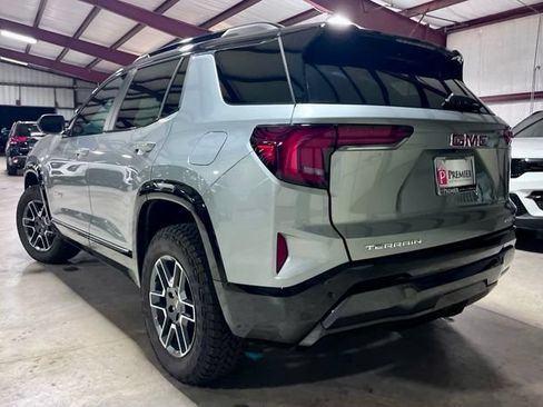 Used 2026 GMC Terrain AT4 AWD/4WD image 5