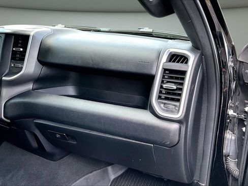 Used 2021 RAM 1500 Big Horn AWD/4WD image 27