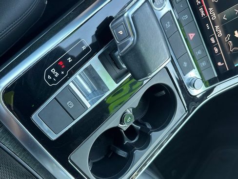 Used 2021 Audi Q7 2.0T Premium w/ Convenience Package AWD/4WD image 27