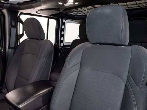 Used 2021 Jeep Wrangler Unlimited Sport AWD/4WD image 10