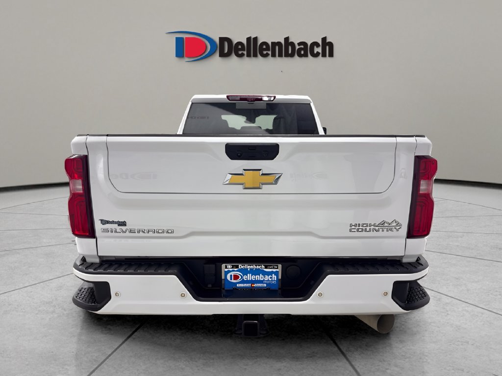Used 2024 Chevrolet Silverado 3500 High Country w/ High Country Premium Package AWD/4WD image 4