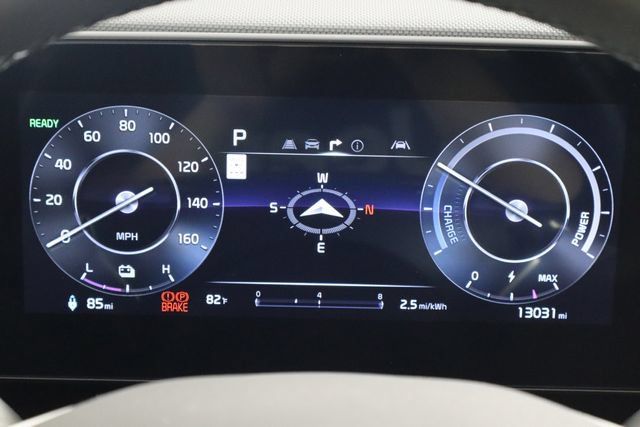 Certified 2024 Kia Niro Wind FWD image 25