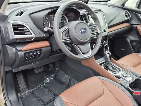 Used 2024 Subaru Forester Touring w/ POP Package 3 AWD/4WD image 14