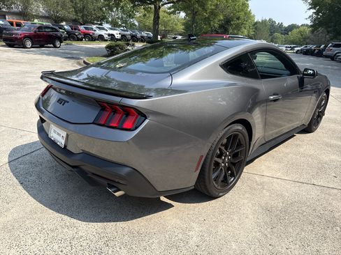 Used 2025 Ford Mustang GT w/ Mustang Nite Pony Package RWD image 7