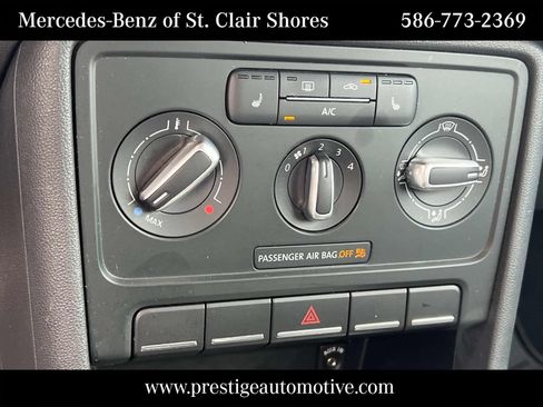 Used 2013 Volkswagen Beetle 2.0T FWD image 25