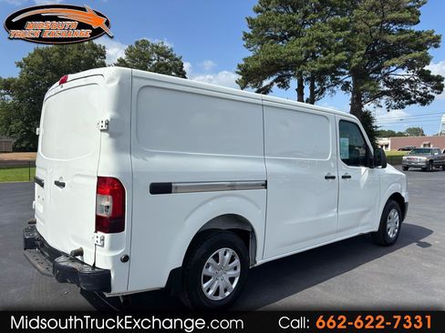 Used 2020 Nissan NV 2500 SV RWD image 1