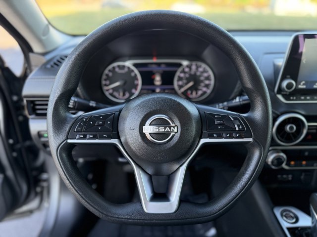 Used 2024 Nissan Sentra SV FWD image 3