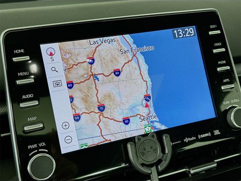 Certified 2021 Toyota Avalon XSE image 13