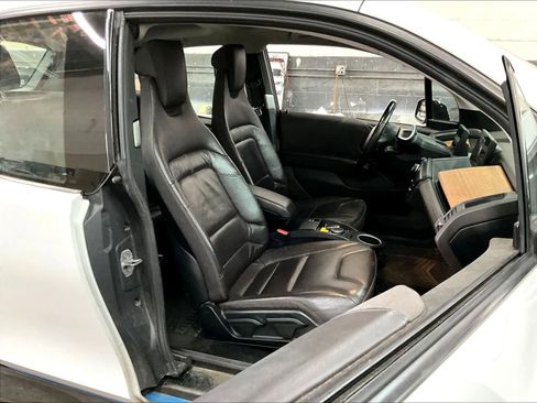 Used 2015 BMW i3 w/ Range Extender image 9