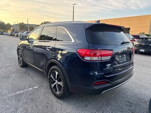 Used 2018 Kia Sorento EX FWD image 3
