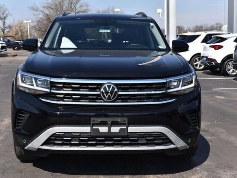 Certified 2022 Volkswagen Atlas SE w/ Panoramic Sunroof Package image 4
