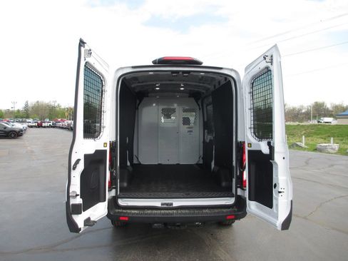 Used 2025 Ford Transit 250 148 Medium Roof Extended AWD w/ Load Area Protection Package image 7