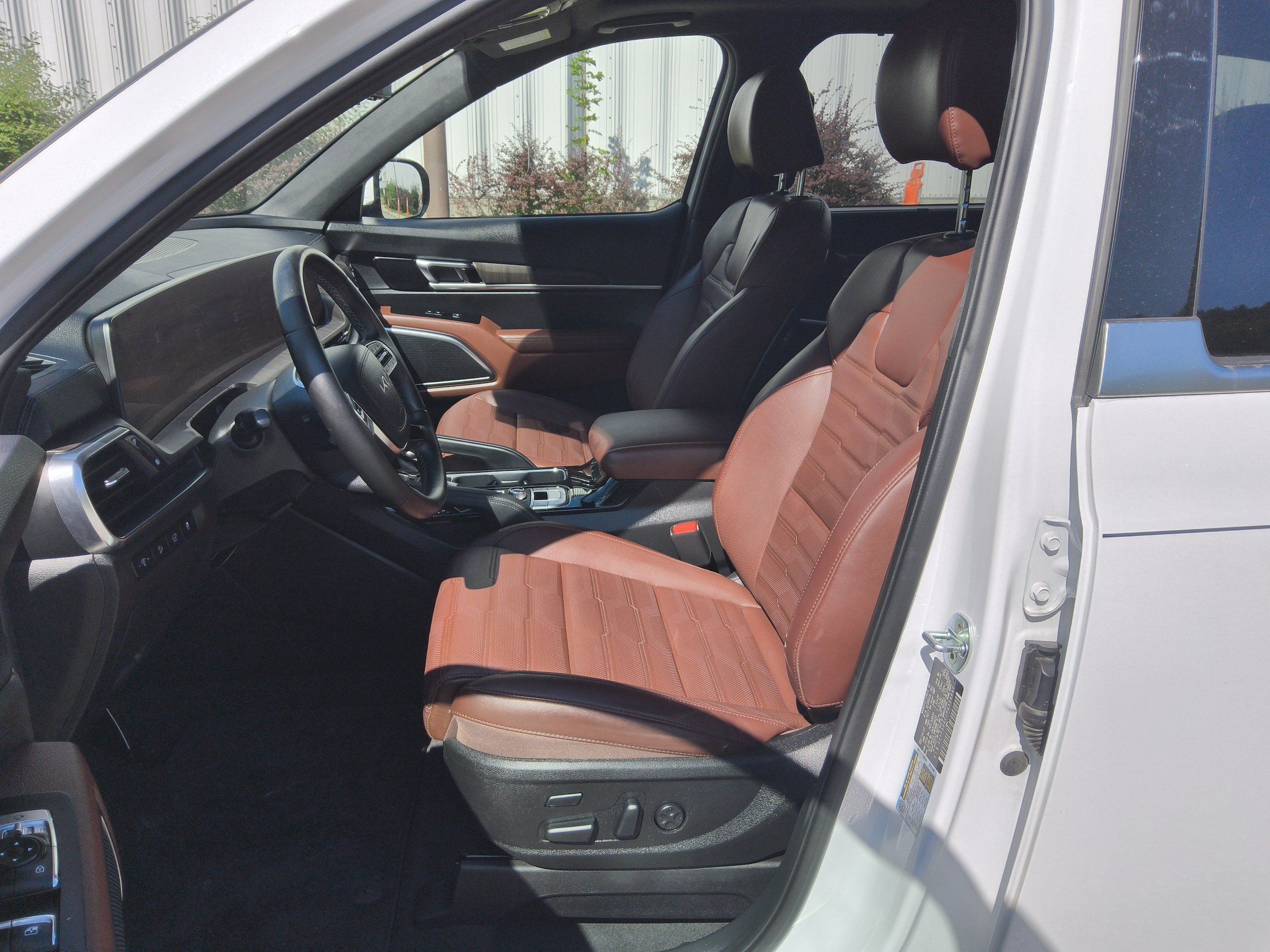 Used 2023 Kia Telluride SX Prestige AWD/4WD image 11