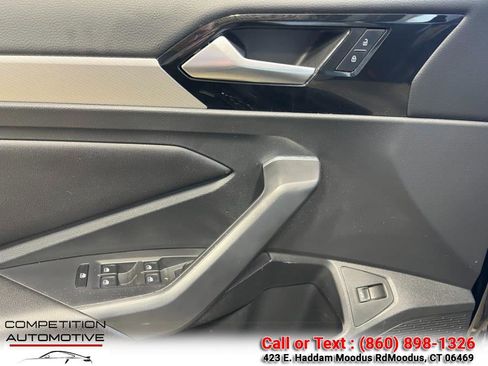 Used 2019 Volkswagen Jetta R-Line FWD image 10