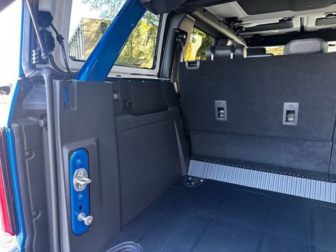 New 2025 Ford Bronco Badlands image 49