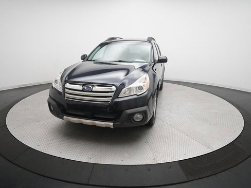 Used 2013 Subaru Outback 3.6R Limited w/ Moonroof Pkg image 33