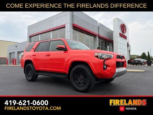 Used 2024 Toyota 4Runner TRD Off-Road Premium w/ Moonroof Package AWD/4WD image 1