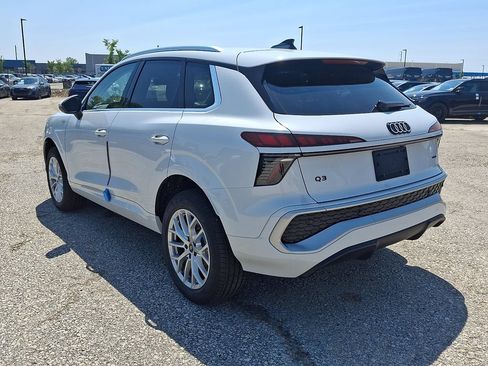 New 2026 Audi Q3 quattro 2.0T AWD/4WD image 3