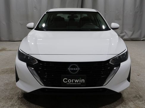 Used 2024 Nissan Sentra S image 8