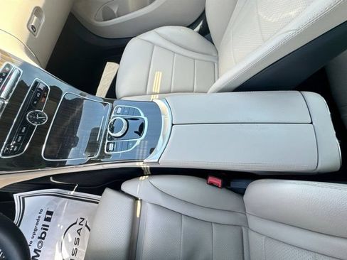 Used 2018 Mercedes-Benz C 300 Sedan w/ Premium Package image 21