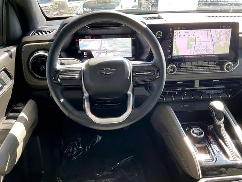 Certified 2024 Chevrolet Colorado ZR2 w/ ZR2 Convenience Package III image 6