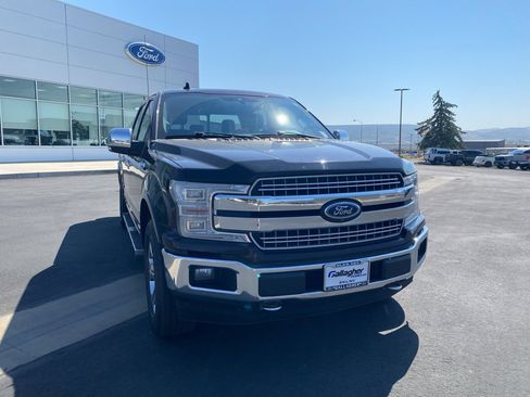 Used 2018 Ford F150 Lariat w/ Equipment Group 502A Luxury AWD/4WD image 18