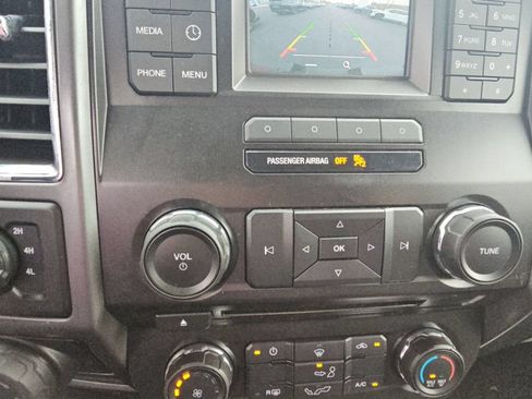 Used 2016 Ford F150 XLT w/ Equipment Group 301A Mid AWD/4WD image 18