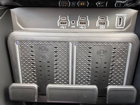New 2026 RAM 1500 Laramie AWD/4WD image 28