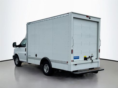 New 2024 Chevrolet Express 3500 w/ Power Convenience Package RWD image 5