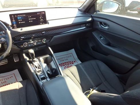 Used 2023 Honda Accord Sport image 10