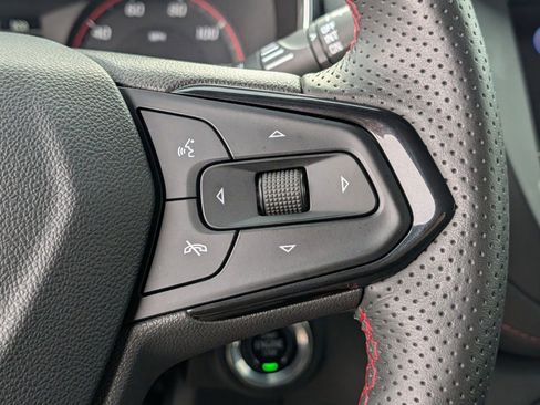 Used 2023 Chevrolet TrailBlazer RS image 32