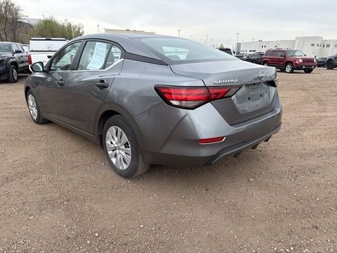 Used 2024 Nissan Sentra S image 3