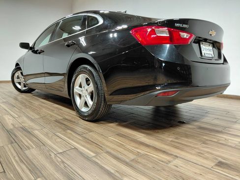 Used 2019 Chevrolet Malibu LS w/ Driver Confidence Package FWD image 18