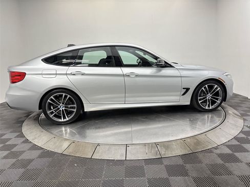 Used 2016 BMW 335i Gran Turismo xDrive AWD/4WD image 17