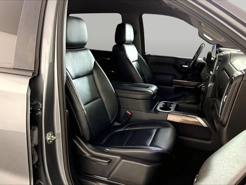 Used 2021 Chevrolet Silverado 1500 LT Trail Boss w/ Convenience Package II AWD/4WD image 9
