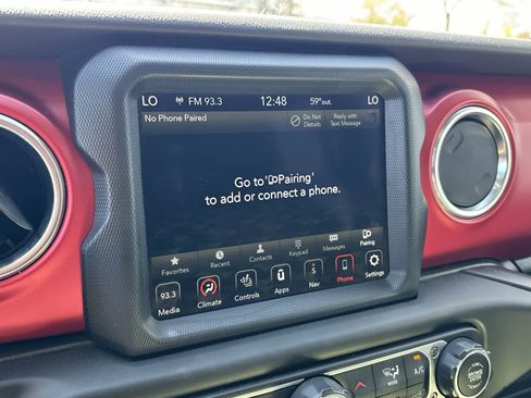 Used 2023 Jeep Wrangler Unlimited Rubicon w/ Cold Weather Group image 19