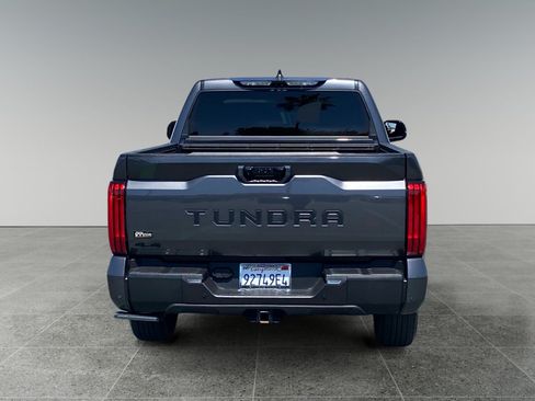 Used 2025 Toyota Tundra Limited AWD/4WD image 4