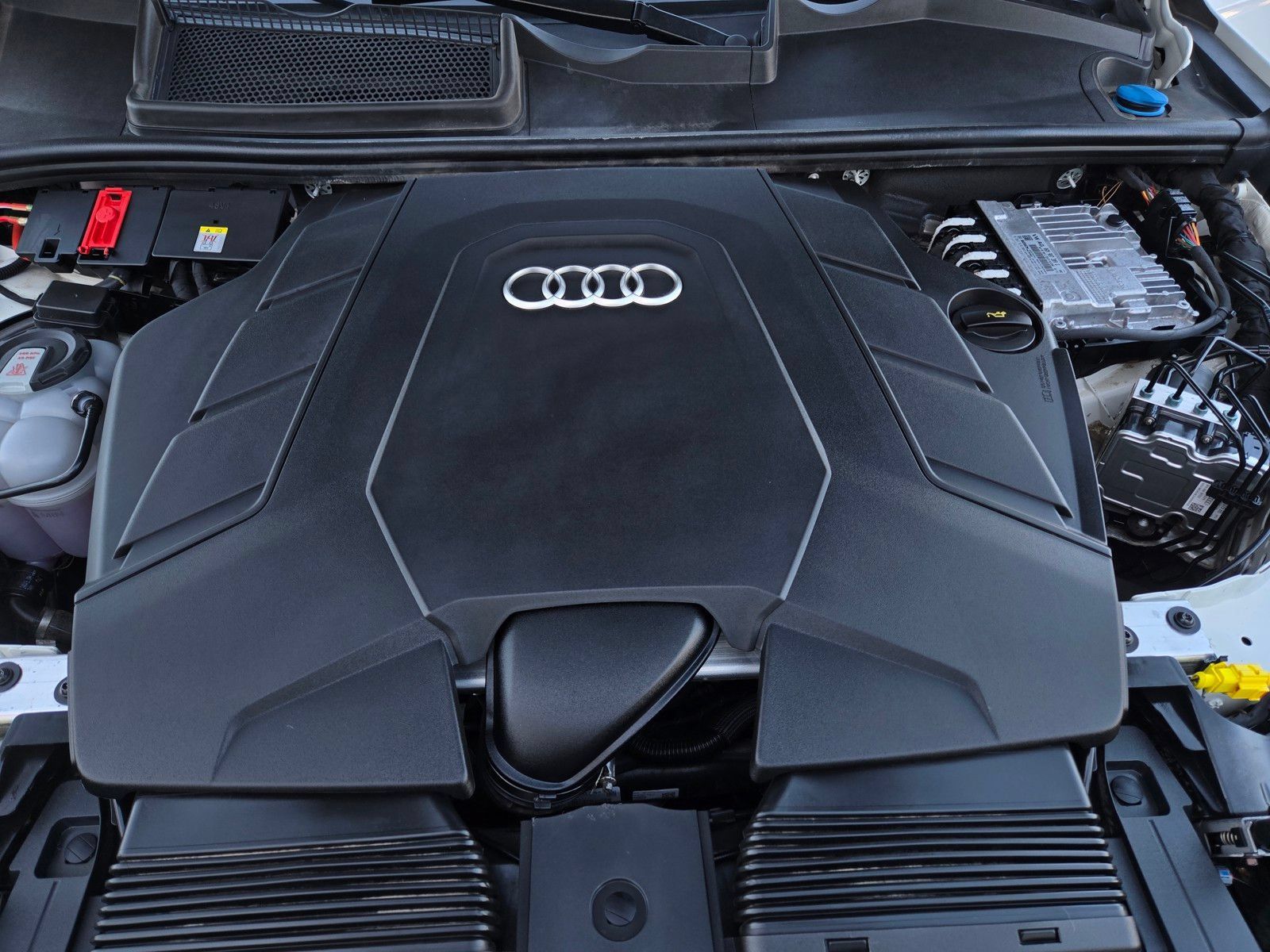 Used 2025 Audi Q7 3.0T Premium Plus AWD/4WD image 31