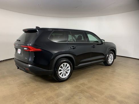 Used 2024 Toyota Grand Highlander AWD Hybrid image 8