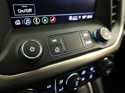 Used 2023 GMC Acadia Denali w/ Denali Ultimate Package image 20