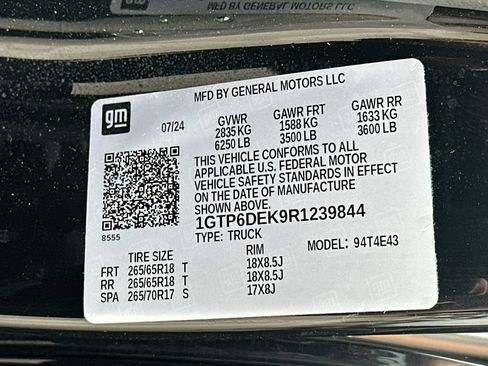 Used 2024 GMC Canyon AT4 w/ Technology Package AWD/4WD image 27