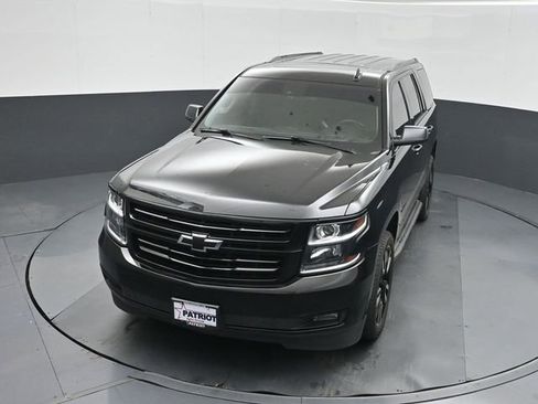 Used 2018 Chevrolet Tahoe Premier AWD/4WD image 38