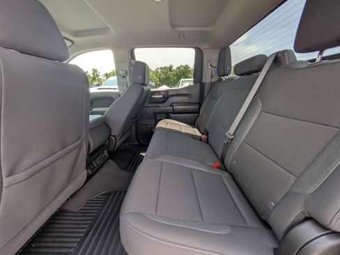 Used 2026 Chevrolet Silverado 1500 Custom AWD/4WD image 16