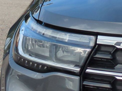 New 2026 Ford Explorer Active RWD image 10