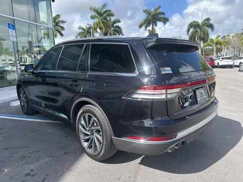 Used 2025 Lincoln Aviator 2WD image 4